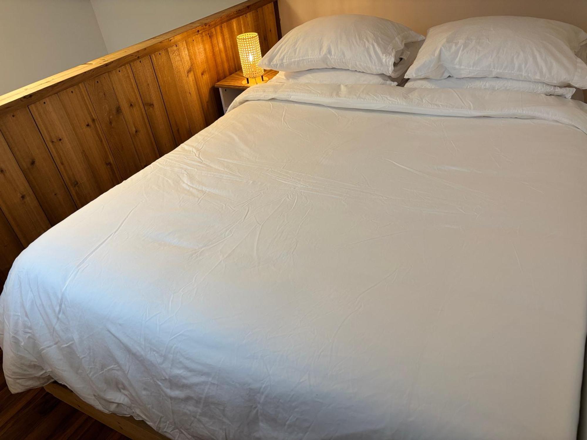 Brown'S Beach Guest Suite Ucluelet Exterior photo